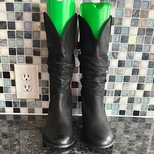 Black Heeled Boots with Knee High Design and Rounded Toe. Shavano style.